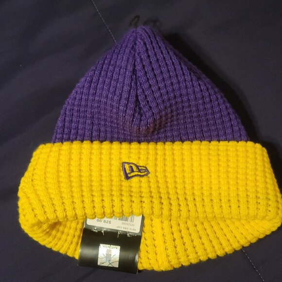 NEW ERA LOS ANGELES LAKERS WAFFLE KNIT BEANIE - Picture 5 of 5